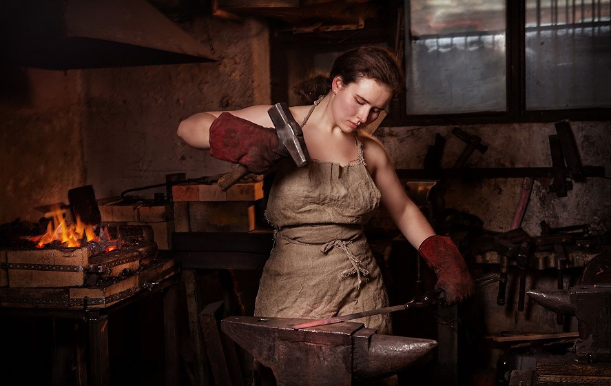 Female Blacksmith: Well-Known Historical Facts & 4 Best FAQ